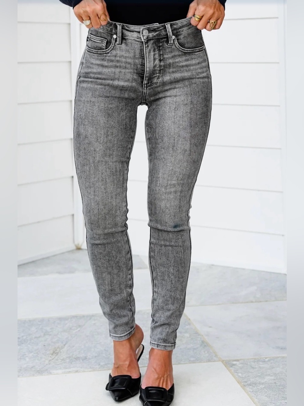 Judy Blue Washed Grey Skinny Jeans
